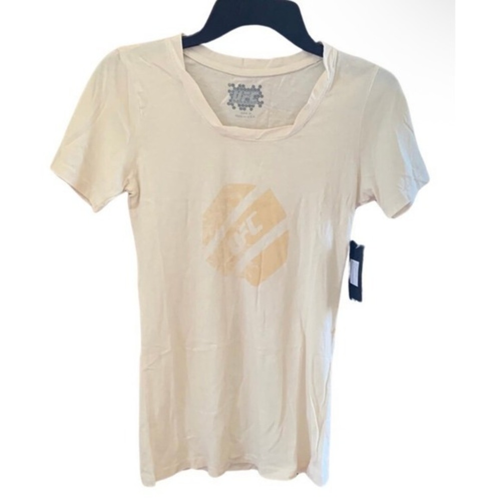 UFC Typo Tee Ladies Cream‎ NWT Medium